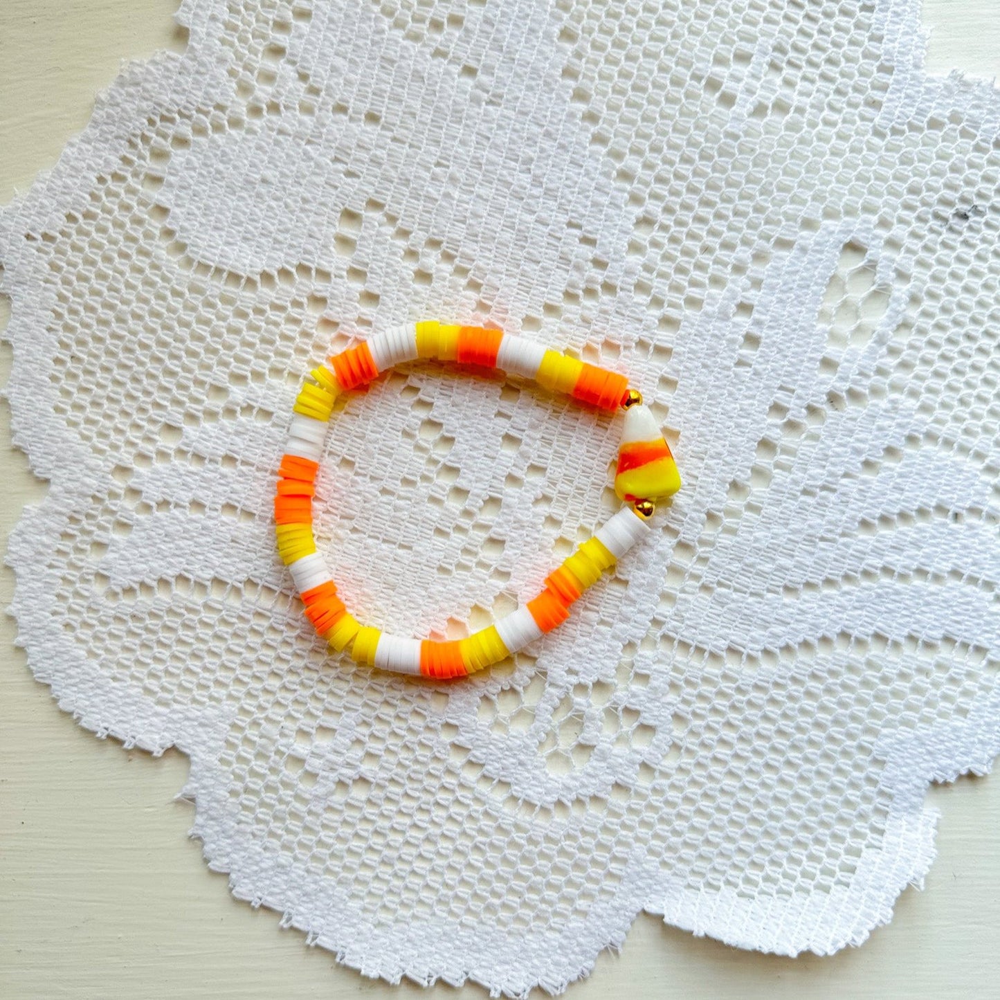 🎃 Candy Corn Bracelet!